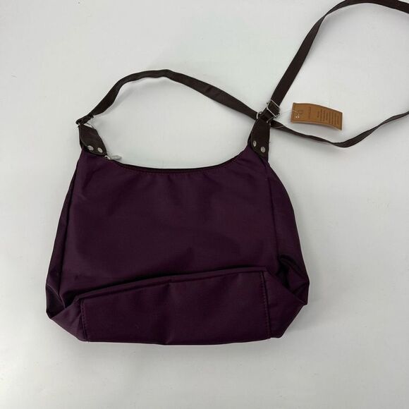 Gold Coast Dark Purple Nylon Purse - Picture 2 of 8